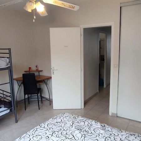 Appartement Au Coeur De Ville A 2 Mins De La Gare Agen Luaran gambar