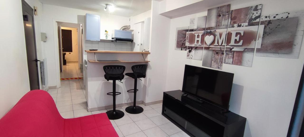 Appartement Au Coeur De Ville A 2 Mins De La Gare Agen Luaran gambar