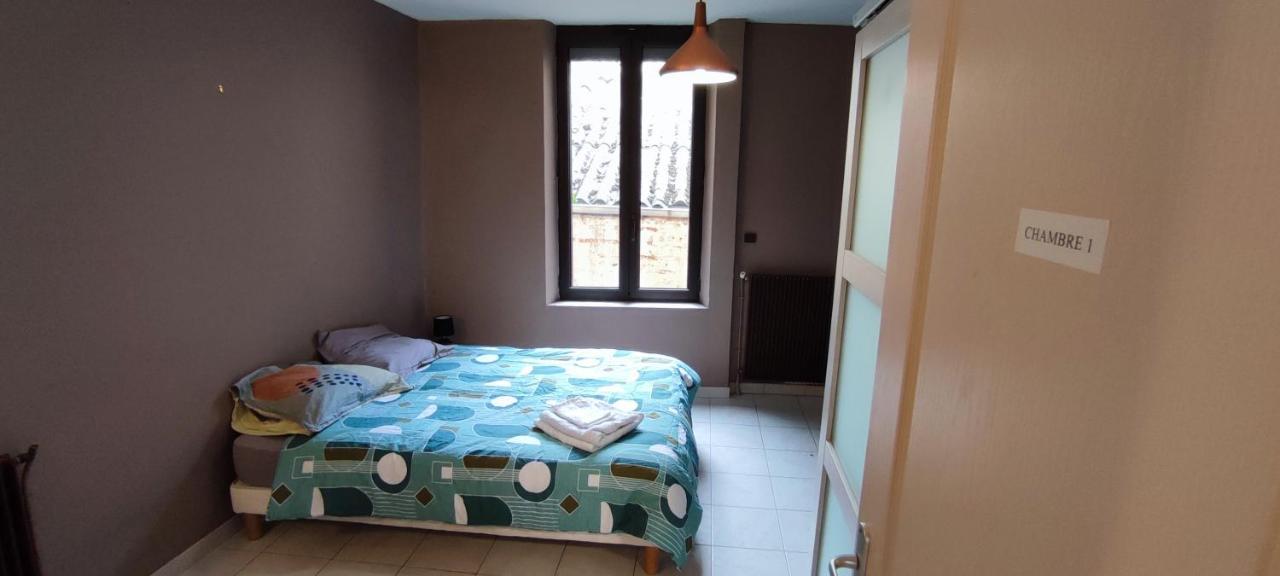 Appartement Au Coeur De Ville A 2 Mins De La Gare Agen Luaran gambar