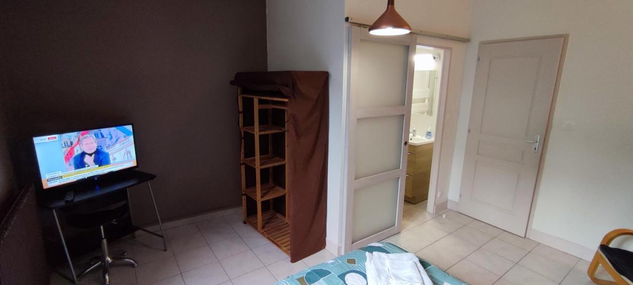 Appartement Au Coeur De Ville A 2 Mins De La Gare Agen Luaran gambar