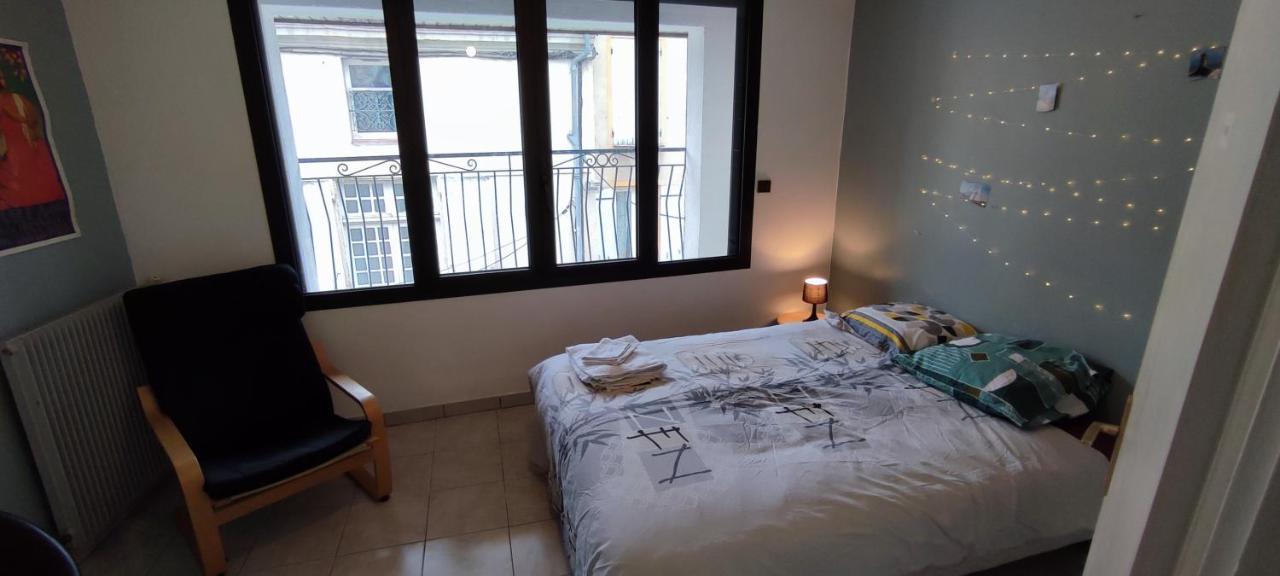 Appartement Au Coeur De Ville A 2 Mins De La Gare Agen Luaran gambar